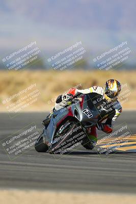 media/Jan-13-2024-SoCal Trackdays (Sat) [[9c032fe5aa]]/Turn 16 Set 2 (1120am)/